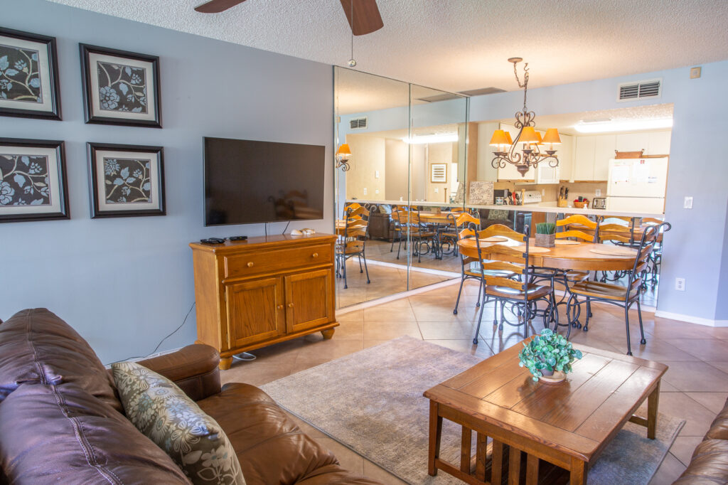 One of  Spyglass' premiere condos, this unit features leather furnishings throughout and is very comfortable.   You and your family will sleep contently in whatever bed they choose.  The Bonus Room includes a double trundle bed with TV.   Lots of pool toys for you to enjoy too!