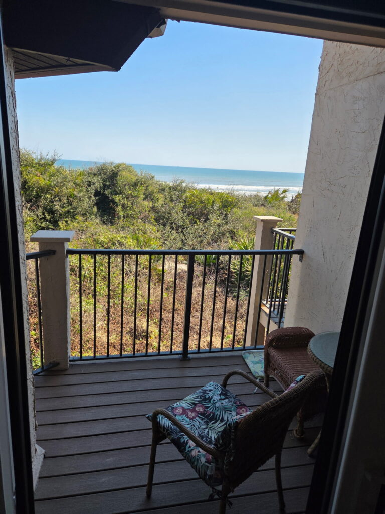 One of our premier condos featuring beautiful views of the Atlantic Ocean, additional bonus room in the lower level, spa tub, updated kitchen, crown moldings, king bed in master bedroom and two twins in guest bedroom. Comfortable easy chairs and a new bunk bed in the lower level. 3 flat screen TV's with Comcast HDTV and DVD's, and WiFi throughout. A nice place to have fun in the sun! Sleeps 6 comfortably.
Recently updated with new tile and carpeting throughout plus a new king mattress in master bedroom!